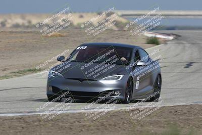 media/Oct-19-2025-Speed Ventures (Sun) [[a6e7fe67be]]/TC B/Session 2 (Outside Grapevine)/